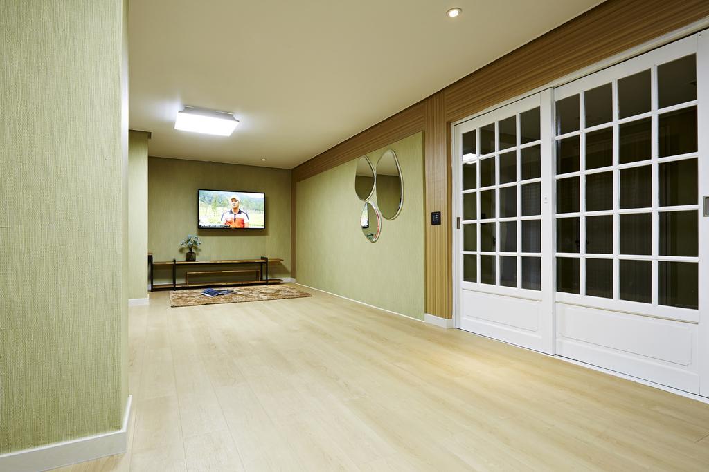 Hotel Namoo Cheong-Ju Cheongju Dış mekan fotoğraf