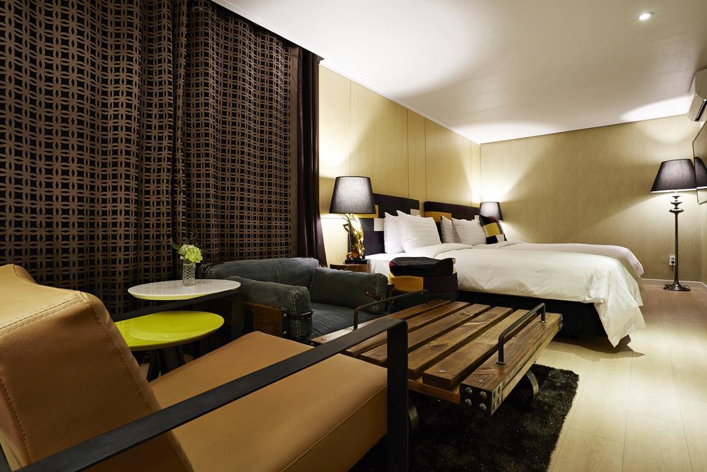 Hotel Namoo Cheong-Ju Cheongju Dış mekan fotoğraf